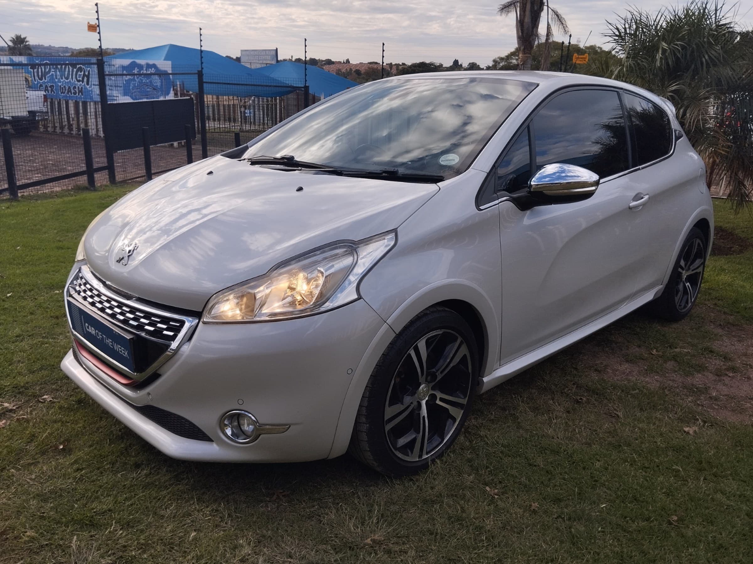 2015 Peugeot 208 GTI — photo 5