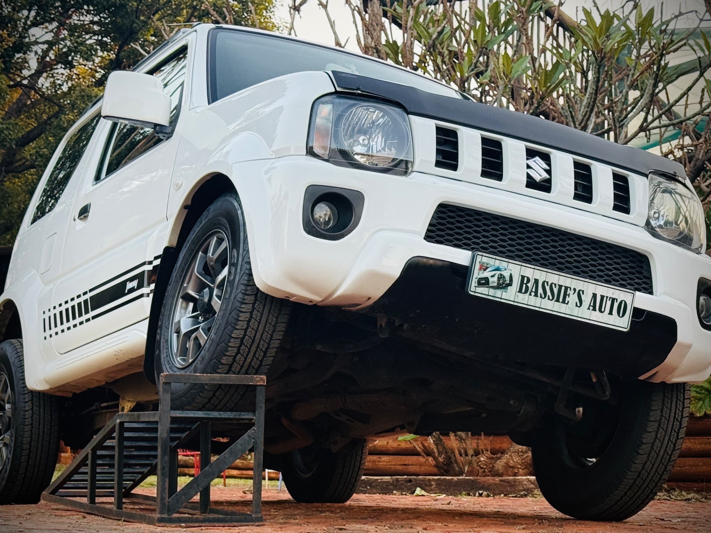 2015 Suzuki Jimny — photo 4