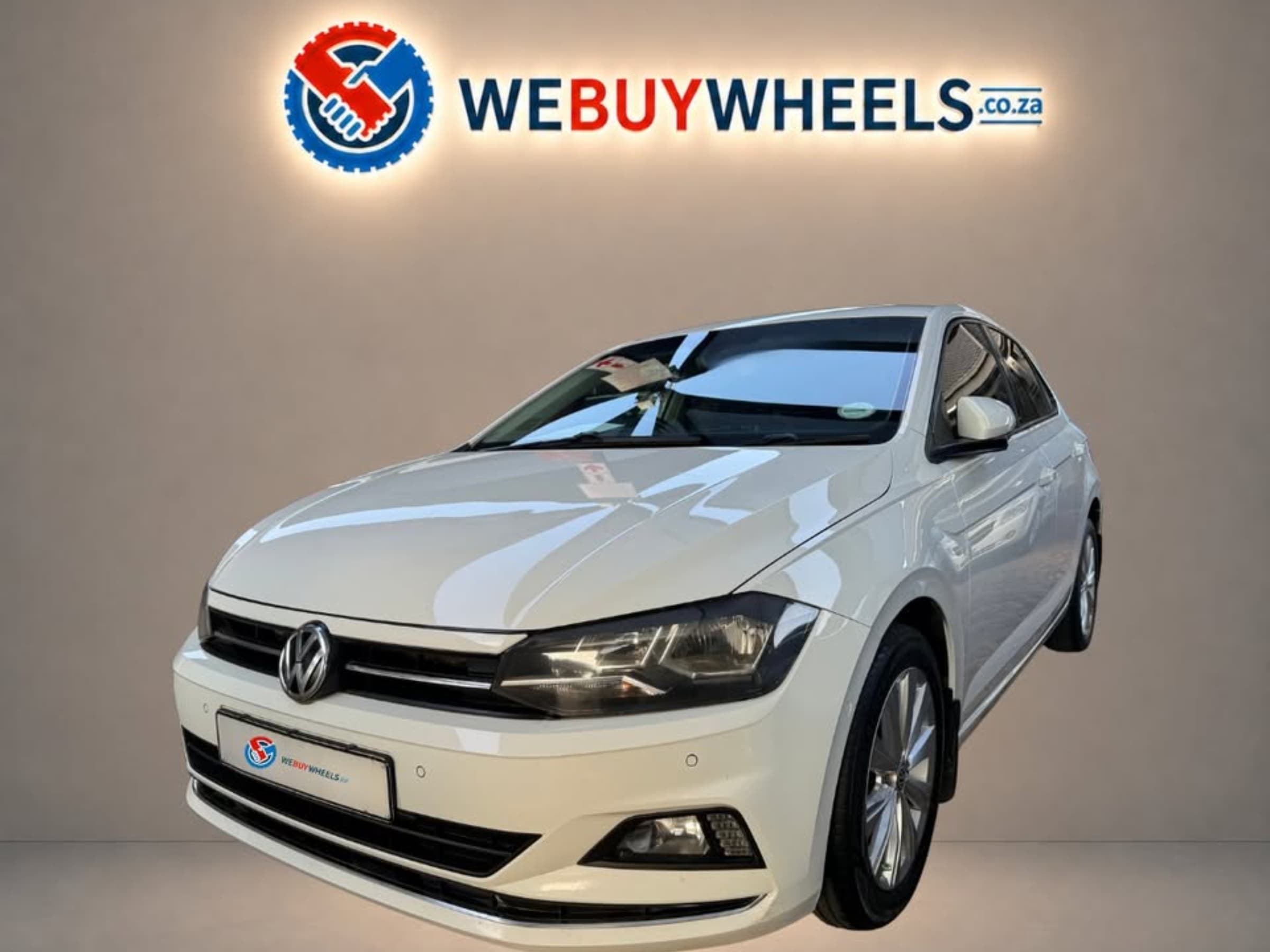 2018 Volkswagen Polo Highline — photo 2