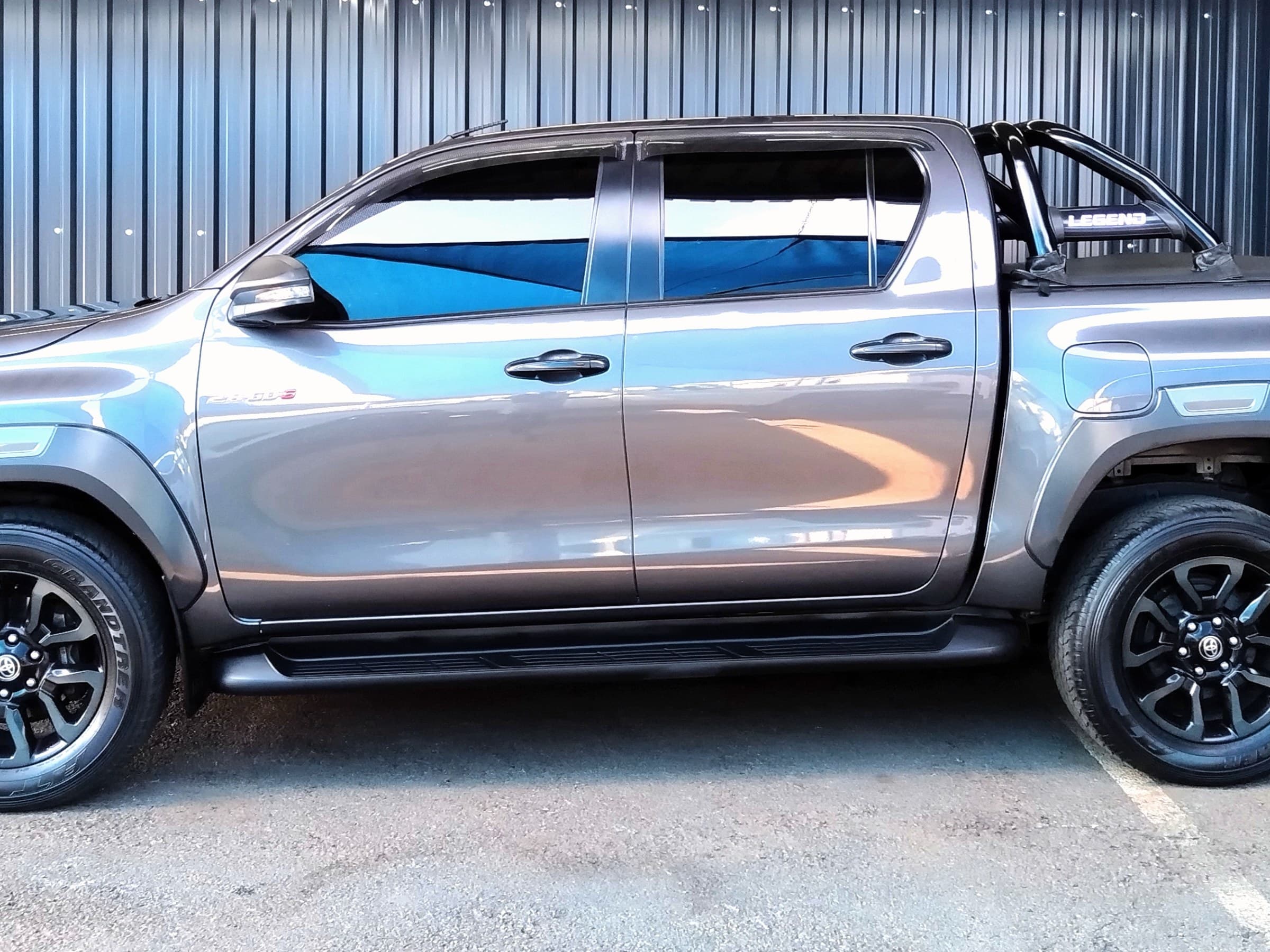 2021 Toyota Hilux GD-6 — photo 3