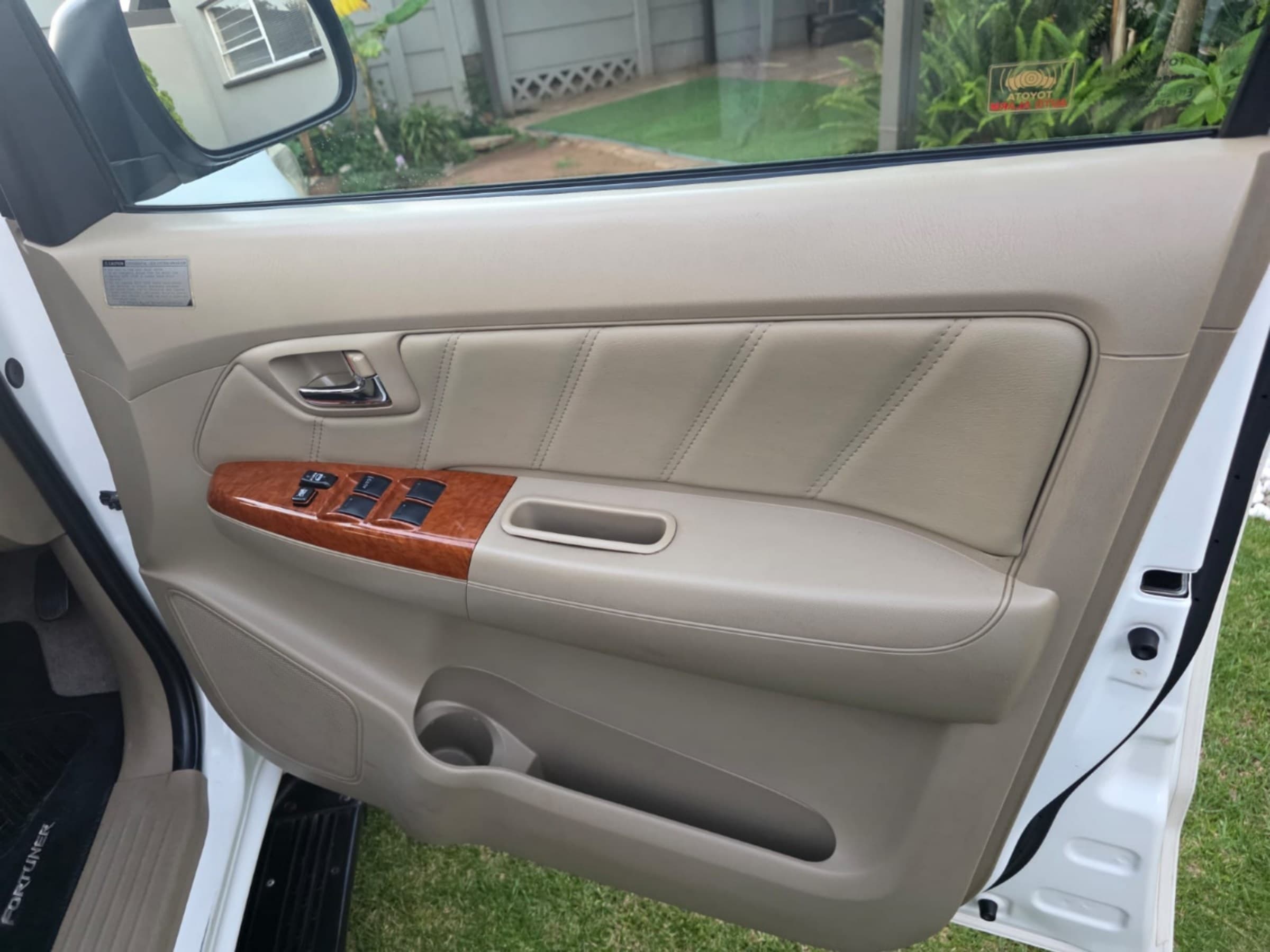 2010 Toyota Fortuner D4D 4x4 for sale in South Africa — photo 14