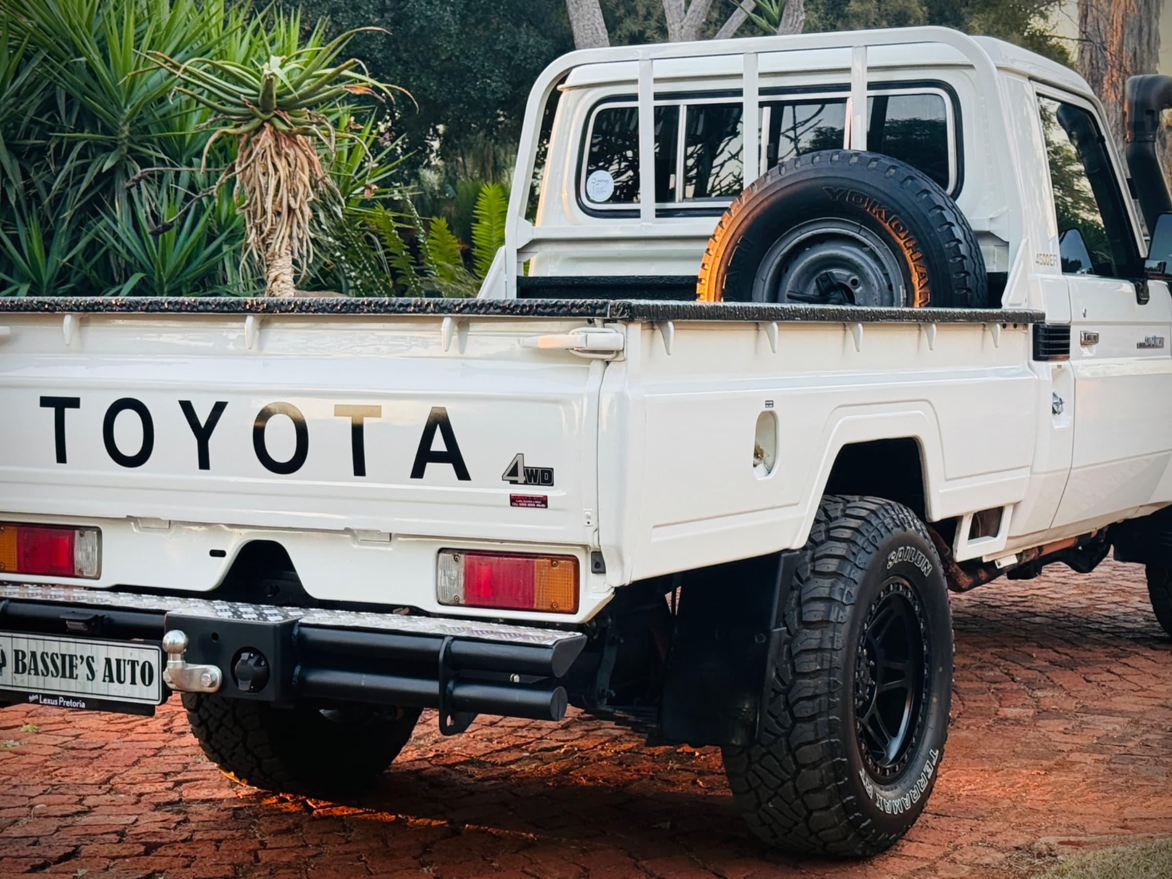 2009 Toyota Land Cruiser 79 Series for sale in South Africa — photo 8